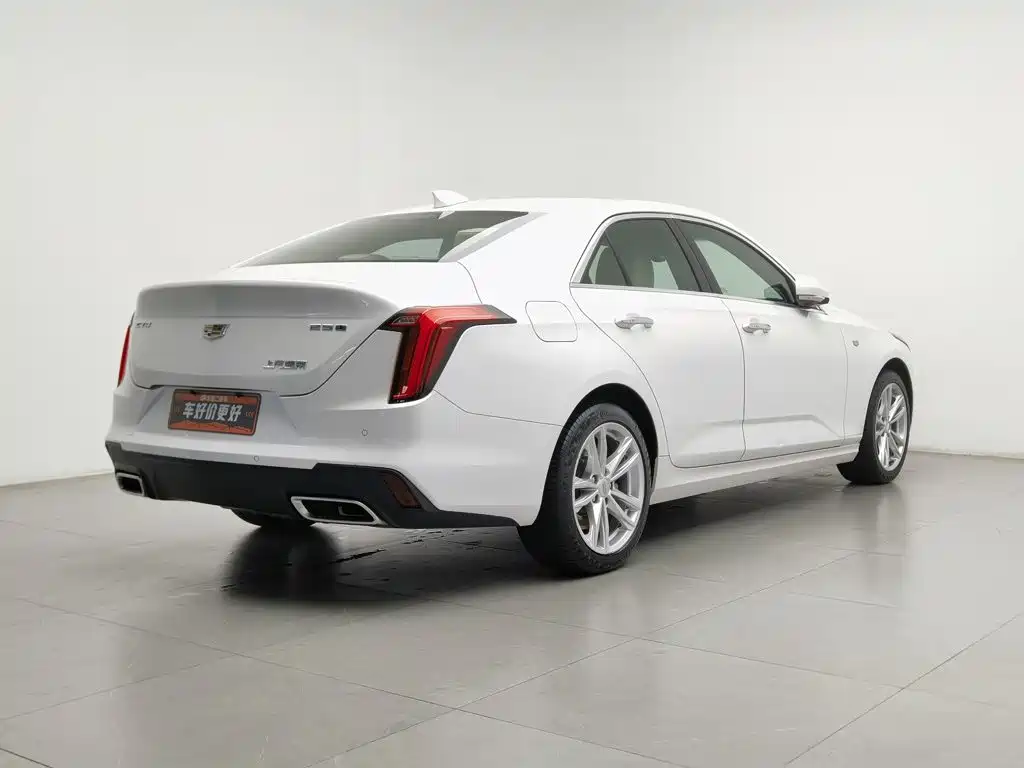 Cadillac CT4 — миниатюра 2