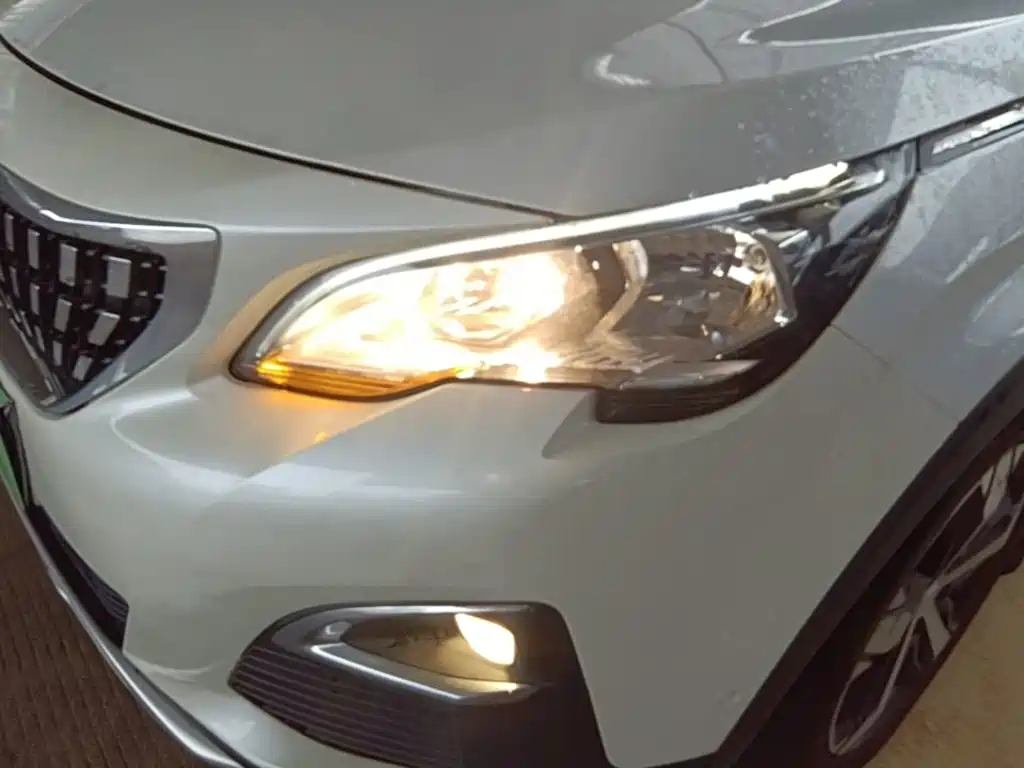Peugeot 4008 — миниатюра 24