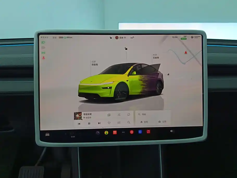 Tesla Model Y — миниатюра 14