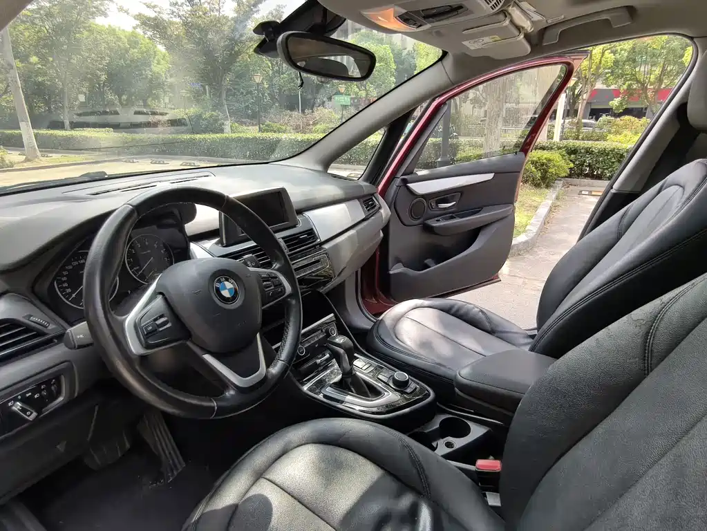 BMW 2 Series Gran Tourer — миниатюра 9