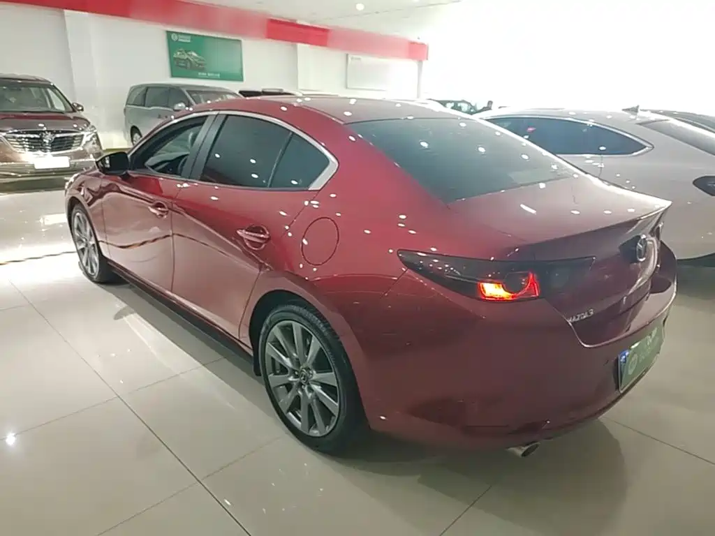 Mazda 3 Axela — миниатюра 5