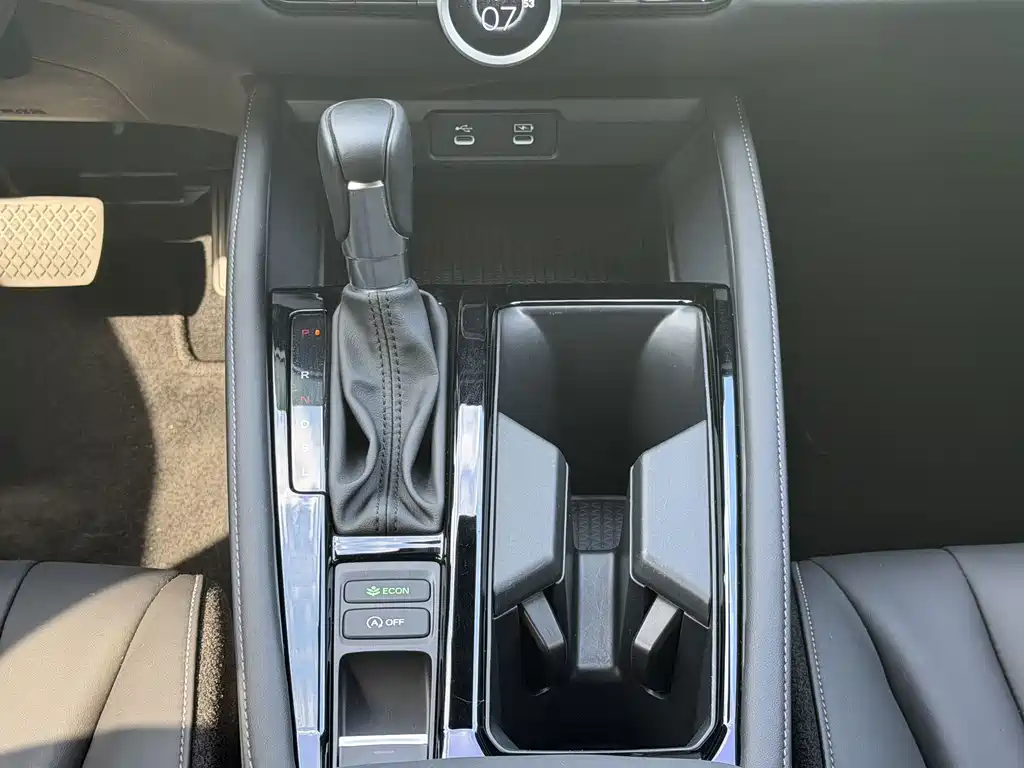 Honda Accord — миниатюра 13