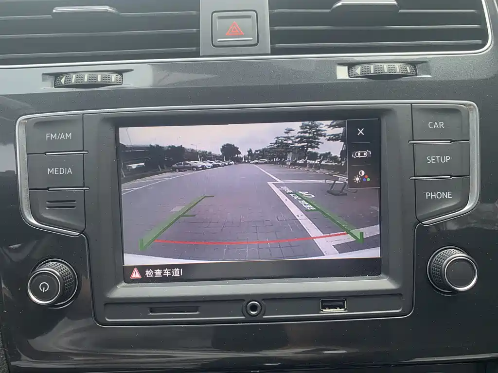 Volkswagen Golf 2016 230TSI AT Comfort
