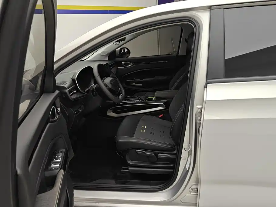 Baojun RM-5 — миниатюра 9