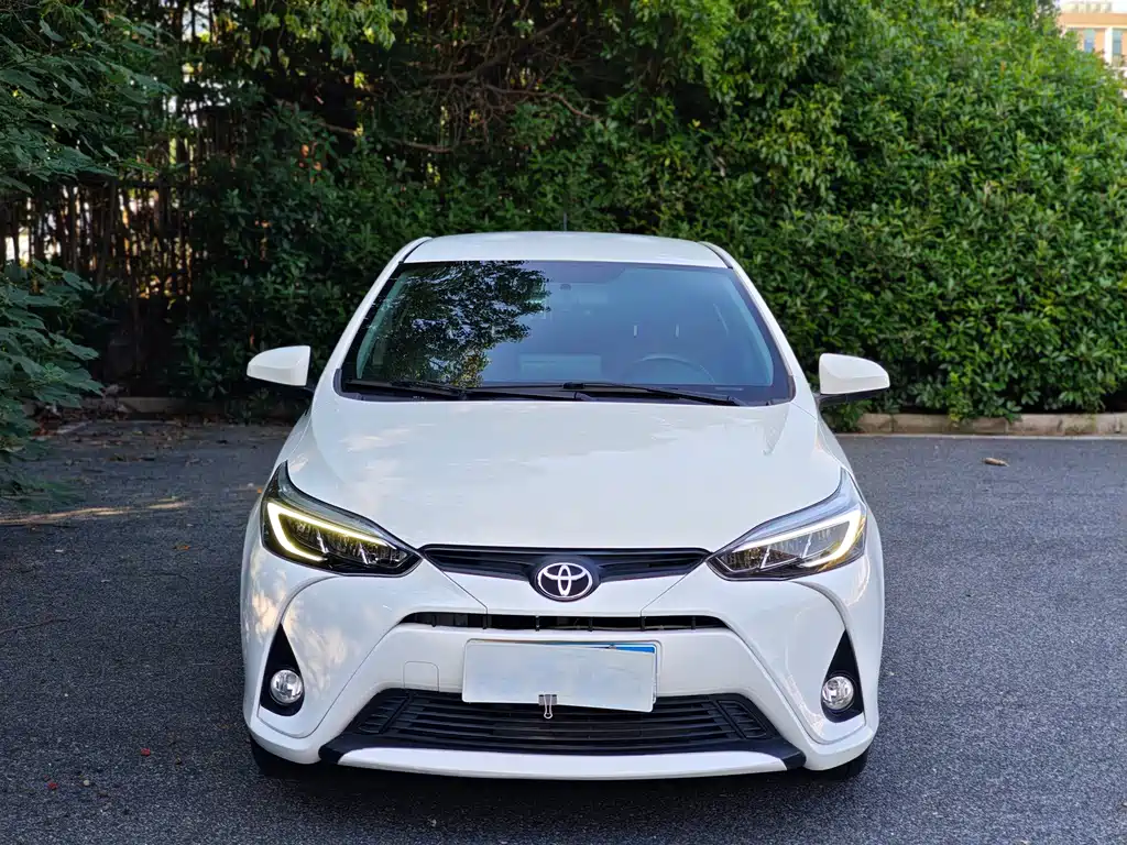 Toyota Yaris L — миниатюра 4
