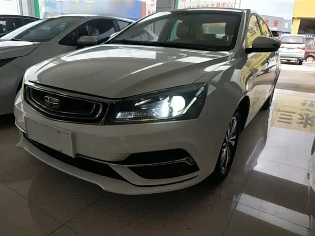Geely Emgrand 2018