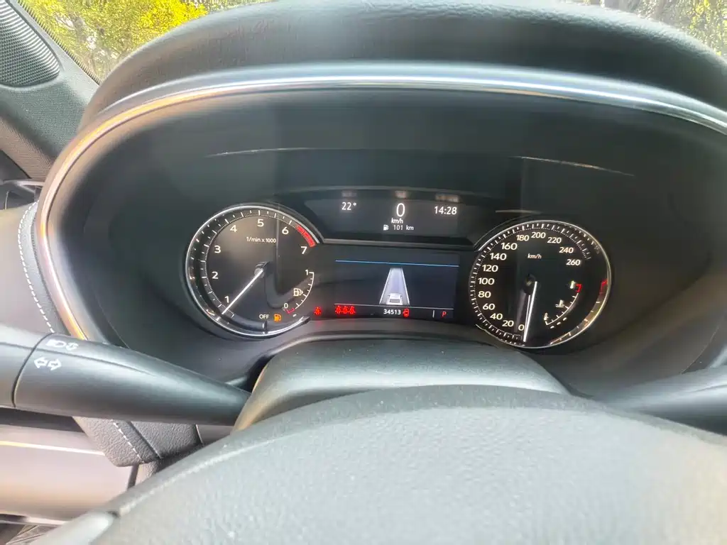 Cadillac CT5 — миниатюра 9