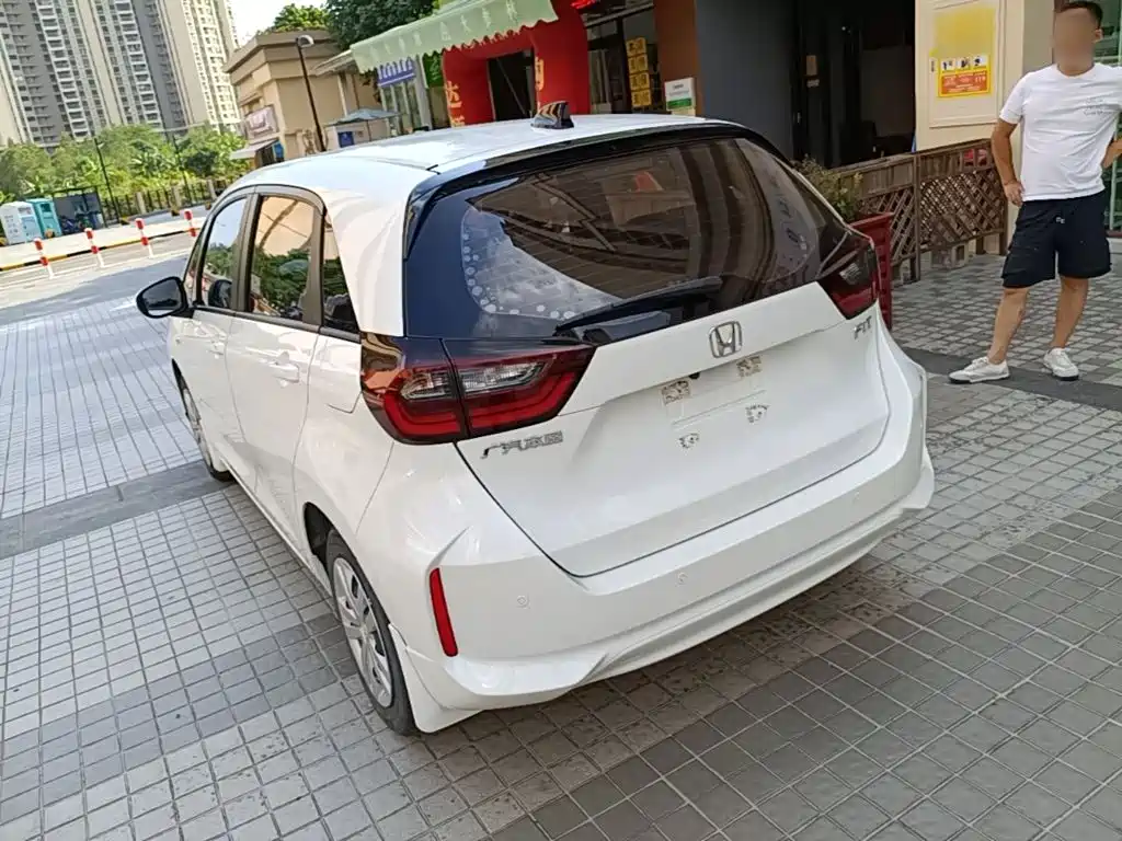 Honda Fit — миниатюра 5
