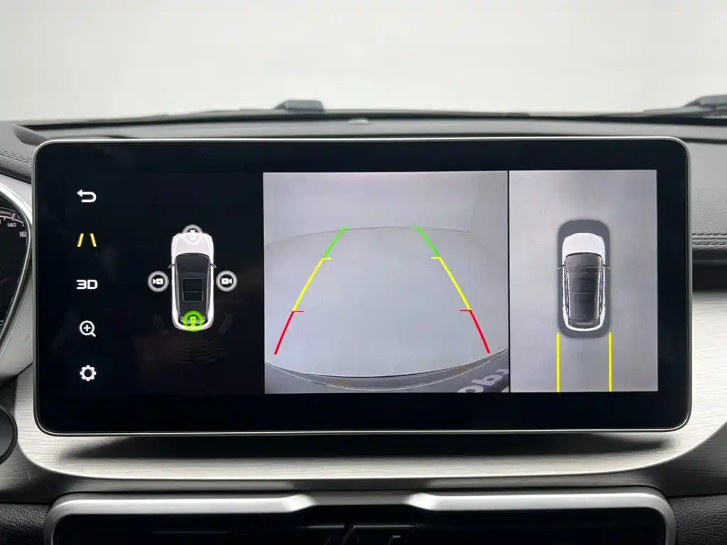 Geely Binyue — миниатюра 10