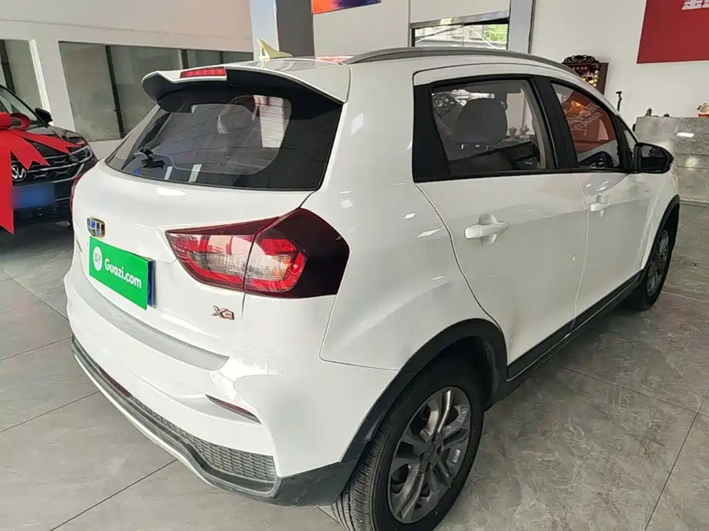 Geely Vision X3 — миниатюра 5