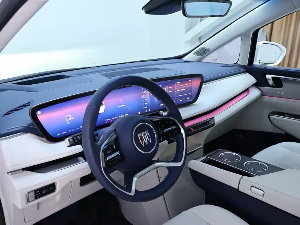 Buick GL8 Hybrid — миниатюра 11