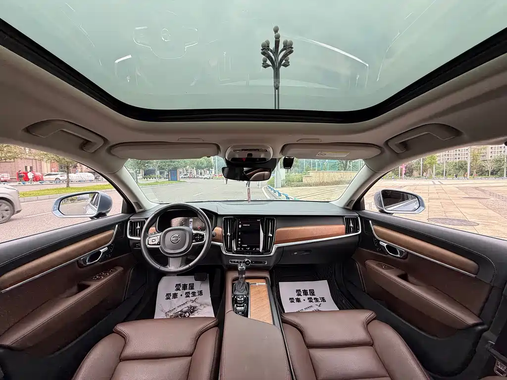 Volvo S90 — миниатюра 13