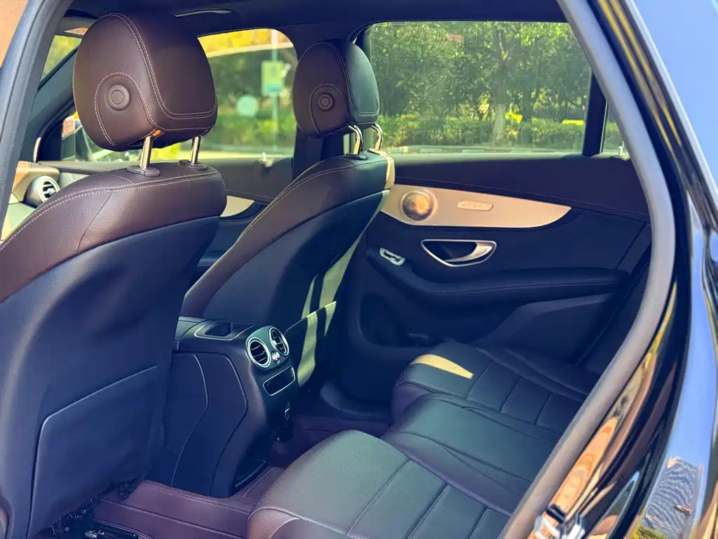 Mercedes-Benz GLC — миниатюра 8
