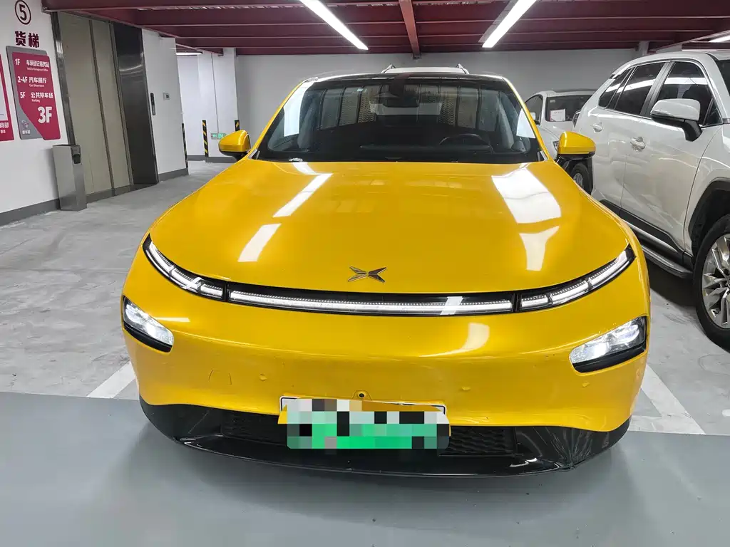 XPeng P7 — миниатюра 2