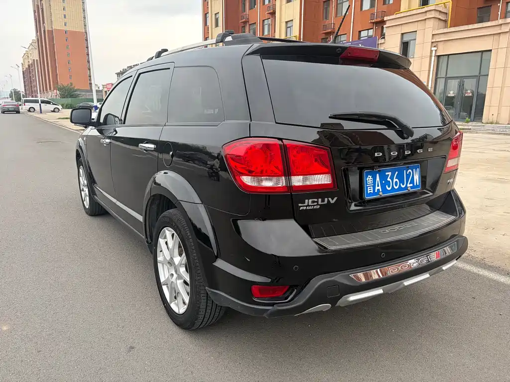 Dodge Journey — миниатюра 4
