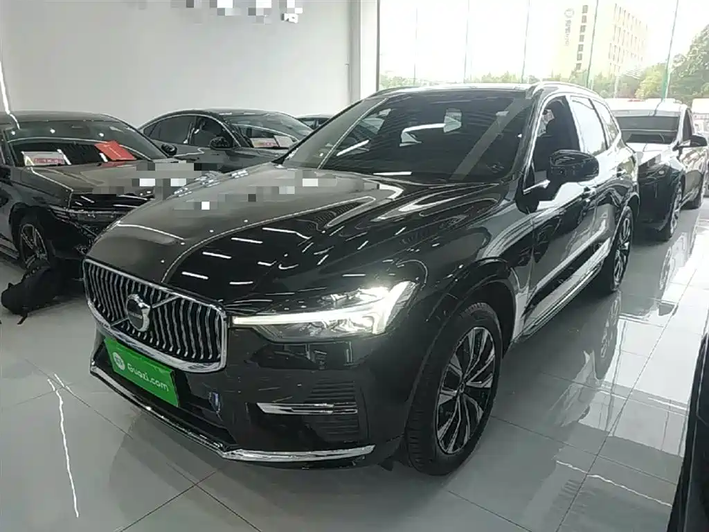 Volvo XC60 2022