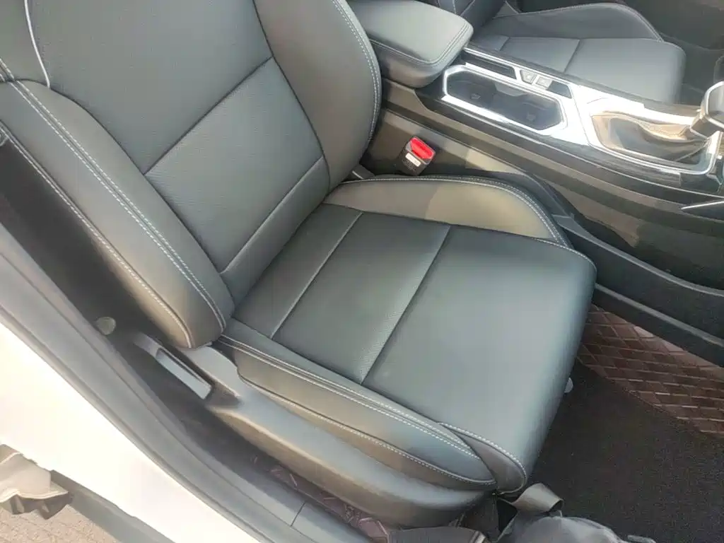 Geely Binyue — миниатюра 25