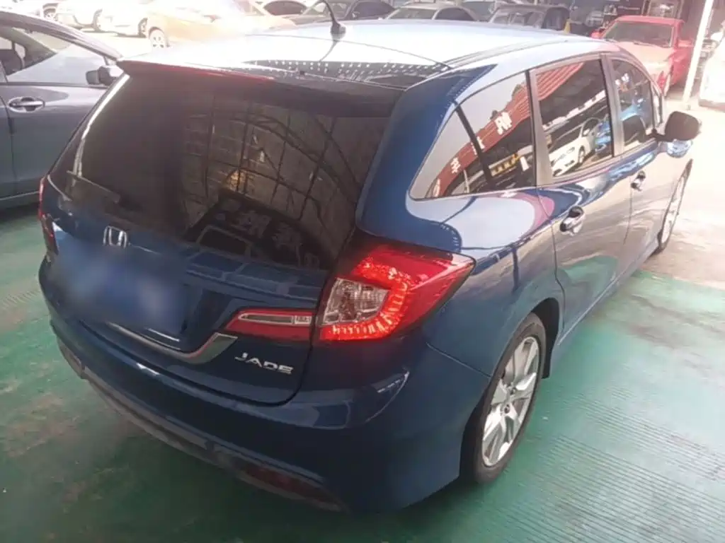 Honda Jade — миниатюра 7