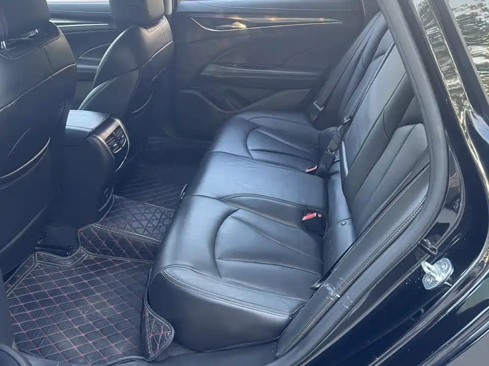 Buick LaCrosse — миниатюра 7