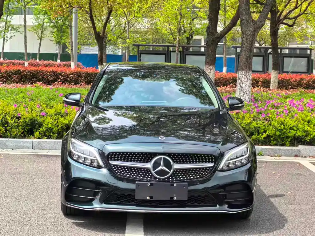 Mercedes-Benz C-Class — миниатюра 2
