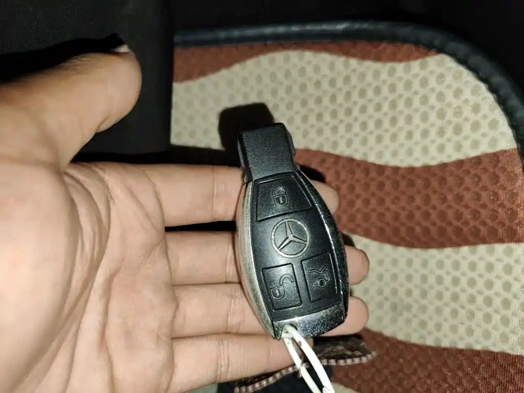 Mercedes-Benz C-Class — миниатюра 12
