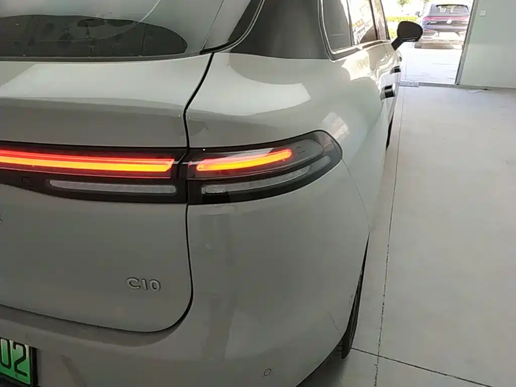Leapmotor Leapmotor C10 — миниатюра 8