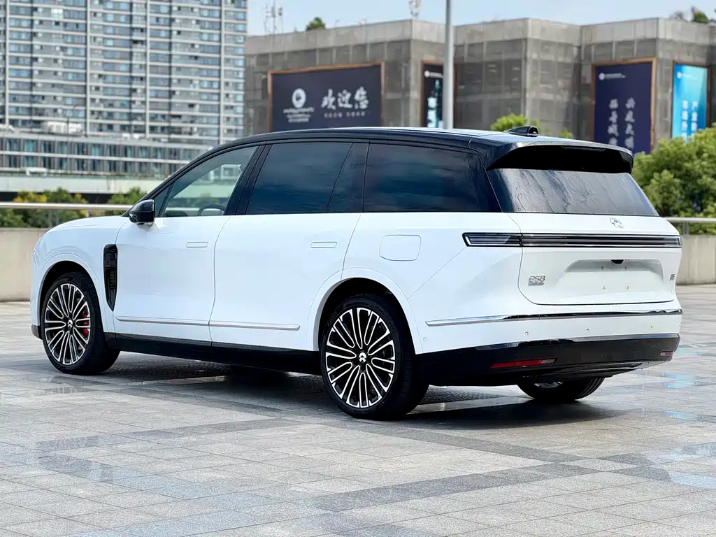 NIO ES8 — миниатюра 16
