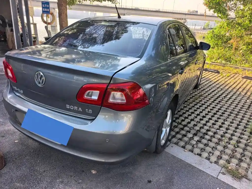 Volkswagen Bora — миниатюра 5