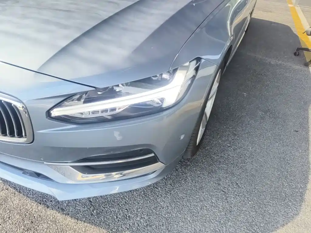Volvo S90 — миниатюра 24
