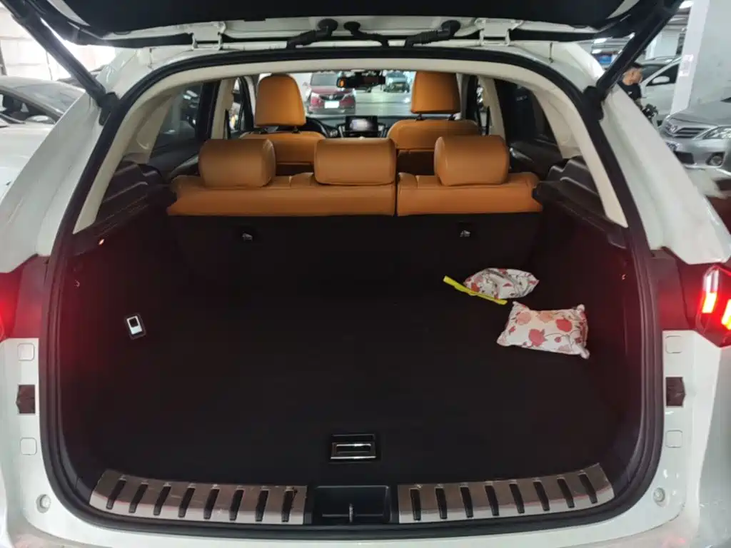 Lexus NX — миниатюра 19