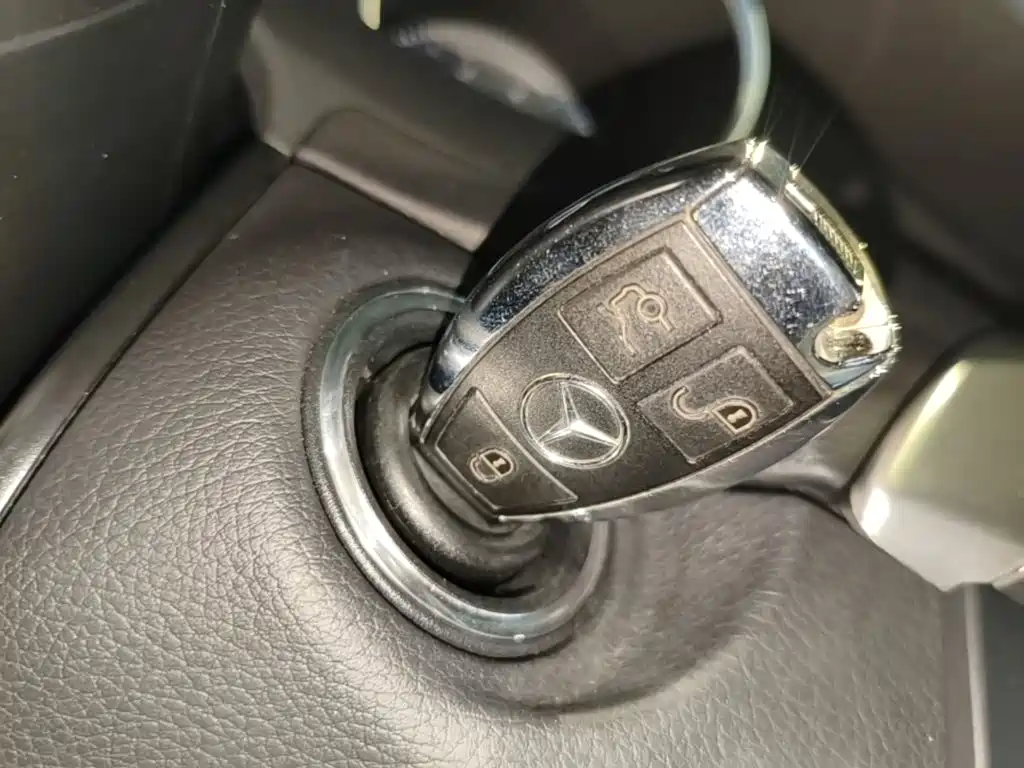 Mercedes-Benz C-Class (Import) — миниатюра 9