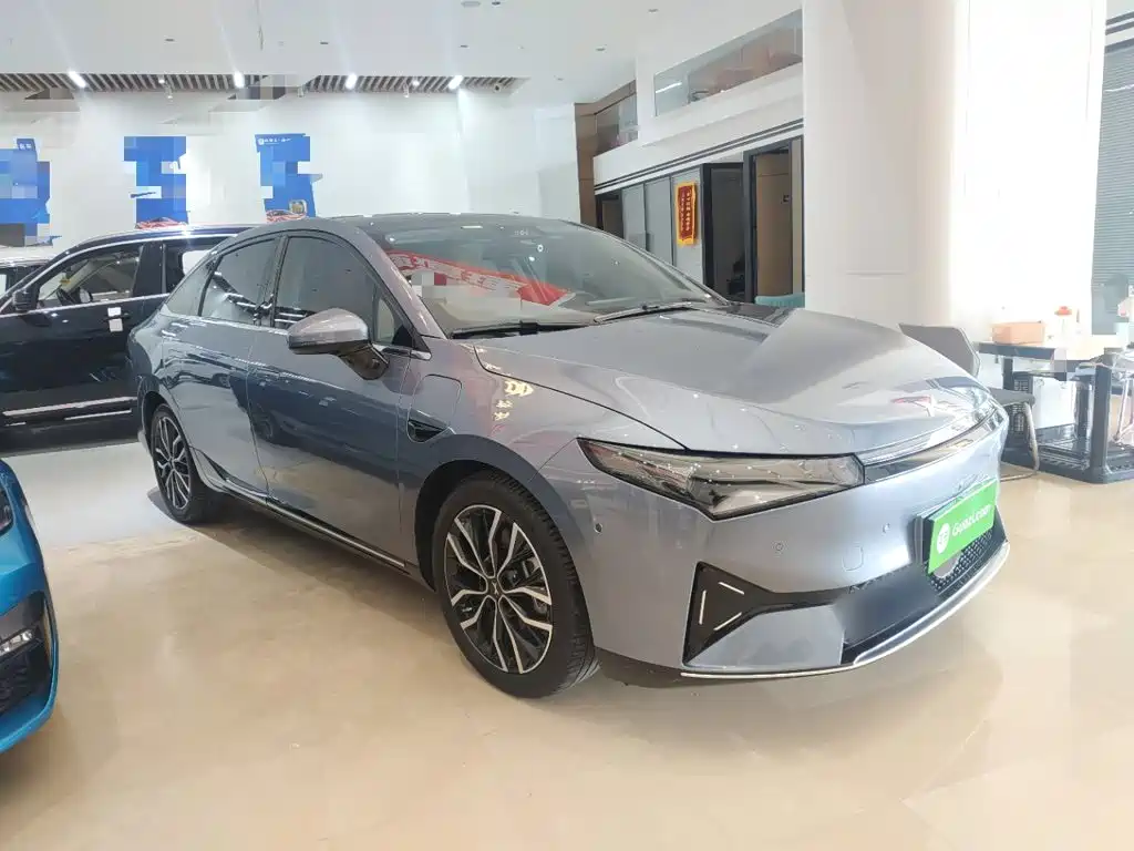 XPeng P5 — миниатюра 4