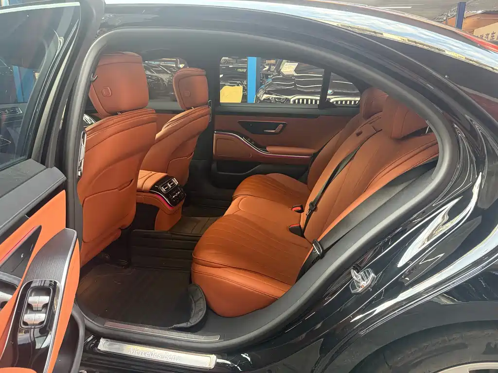 Mercedes-Benz S-Class — миниатюра 8