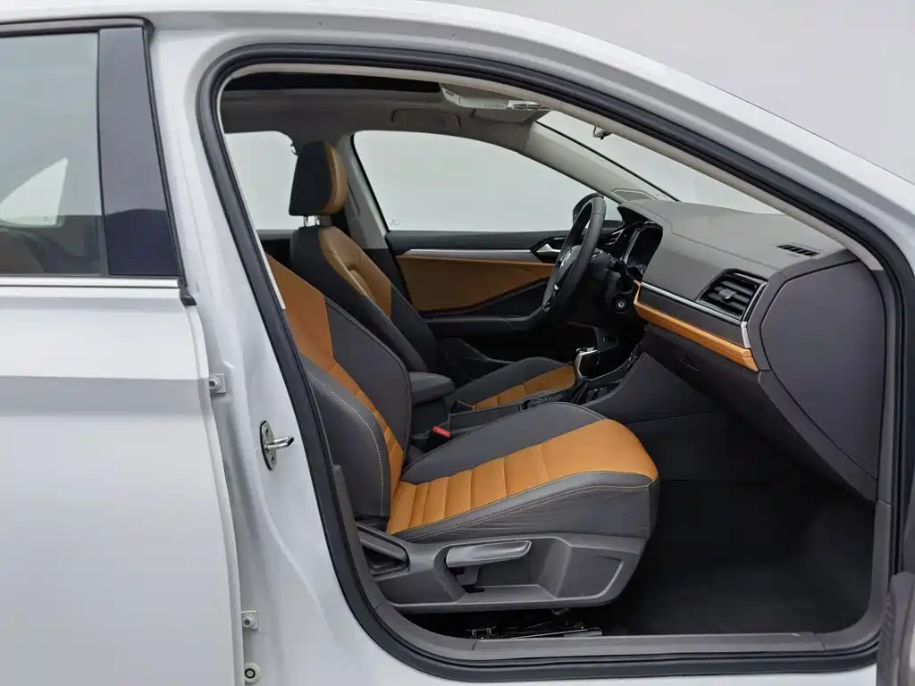 Volkswagen Sagitar — миниатюра 23