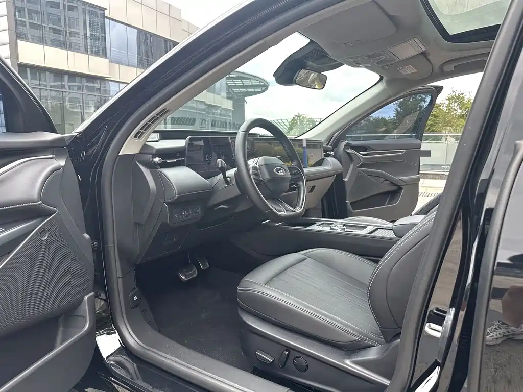 Ford Mondeo — миниатюра 8