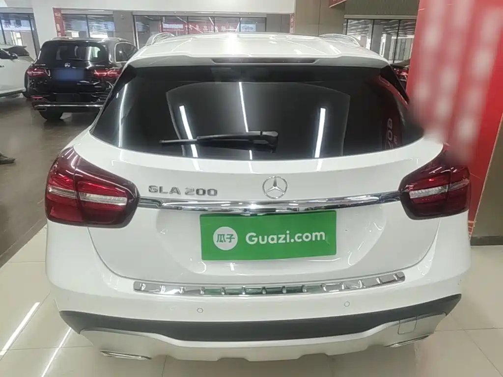 Mercedes-Benz GLA — миниатюра 6