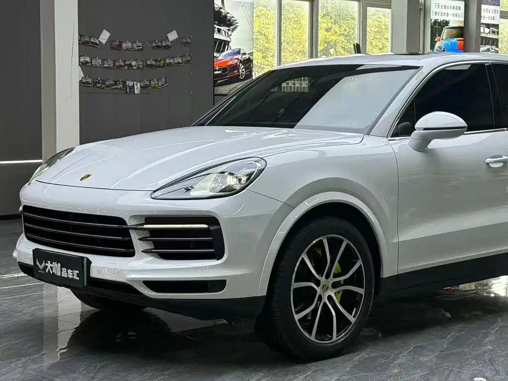 PORSCHE CAYENNE NEW ENERGY