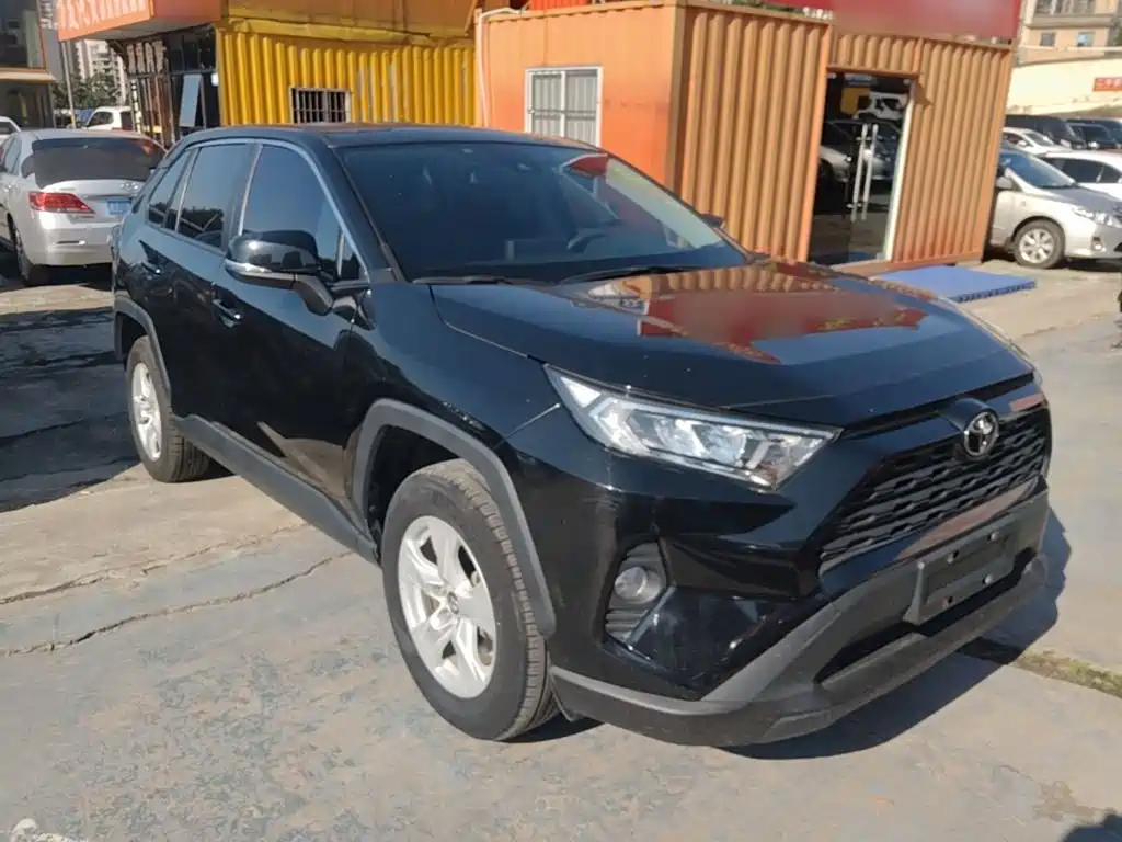 Toyota RAV4 — миниатюра 22