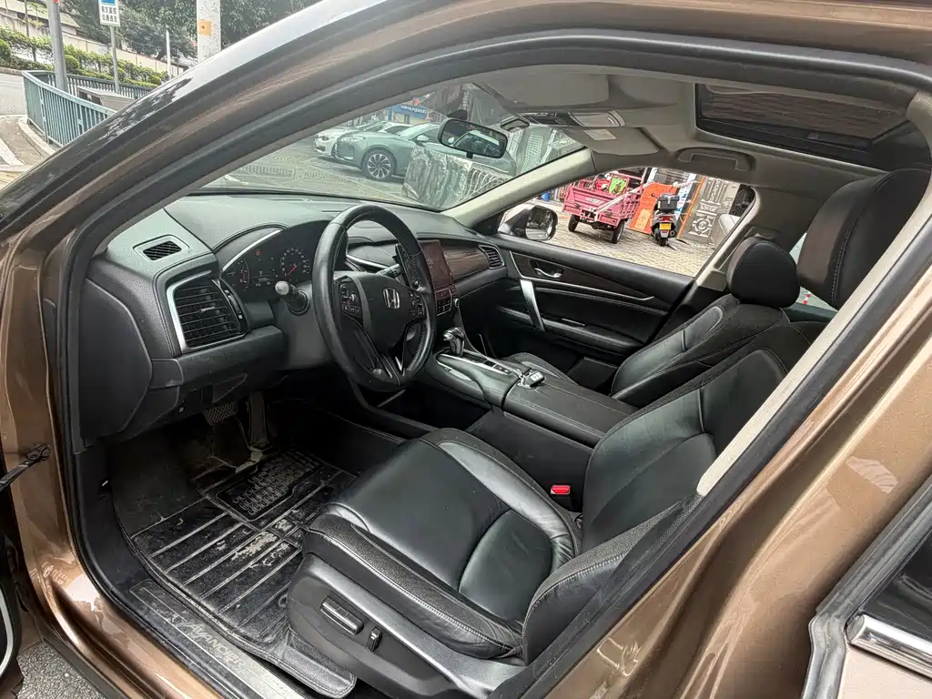 Honda Avancier — миниатюра 7