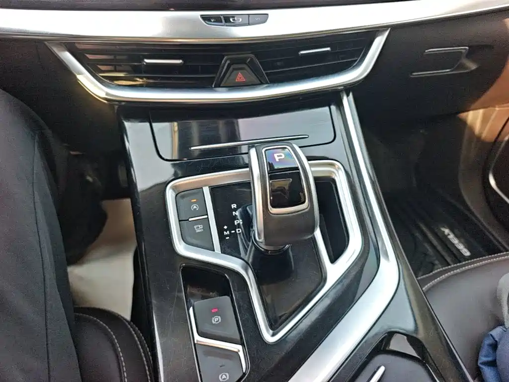 Geely Jia Ji — миниатюра 14