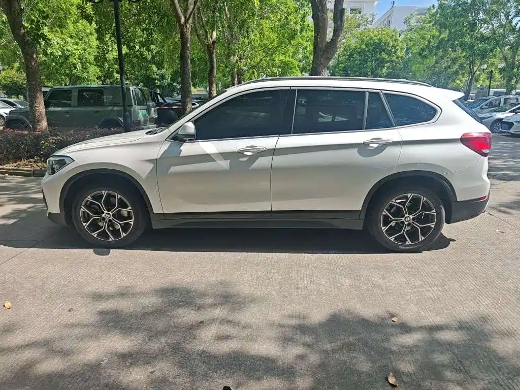 BMW X1 — миниатюра 3