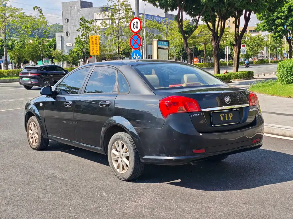 Buick Excelle — миниатюра 12