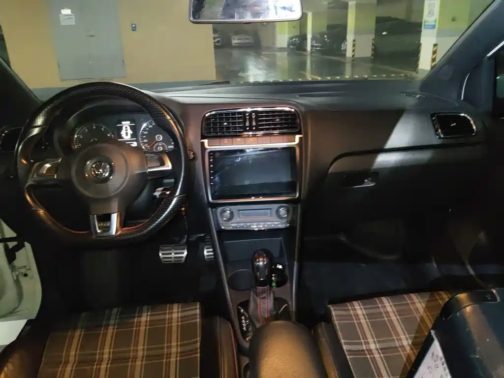 Volkswagen Polo — миниатюра 9