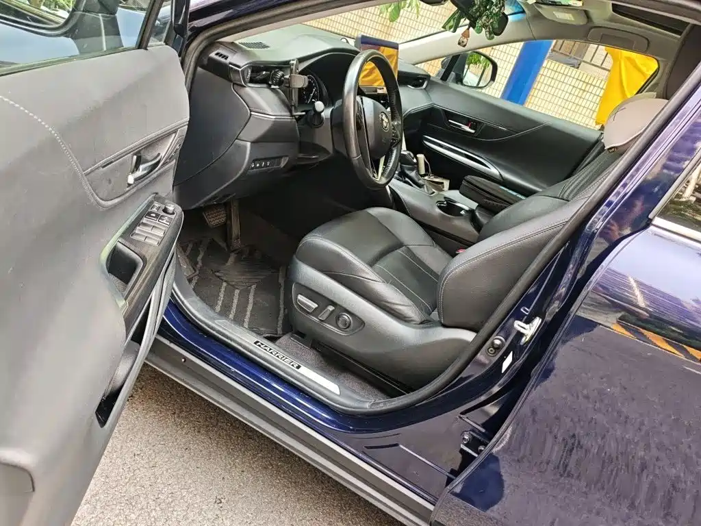 Toyota Harrier — миниатюра 14