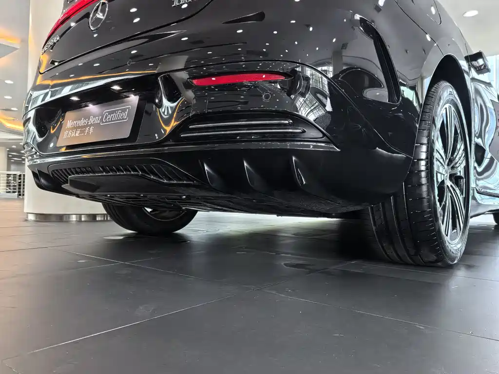 Mercedes-Benz EQE 2025 500 4MATIC