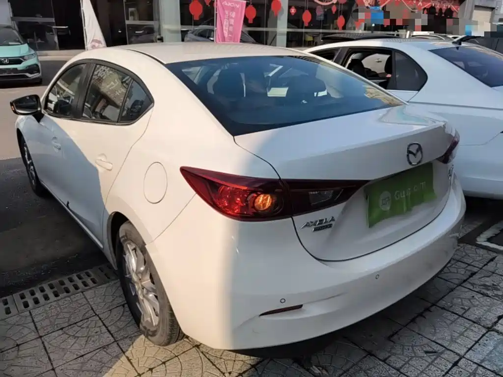 Mazda 3 Axela — миниатюра 5