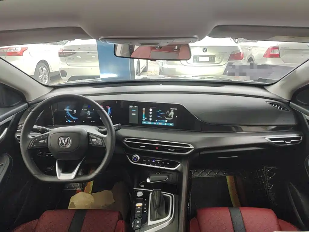 Changan Eado — миниатюра 10
