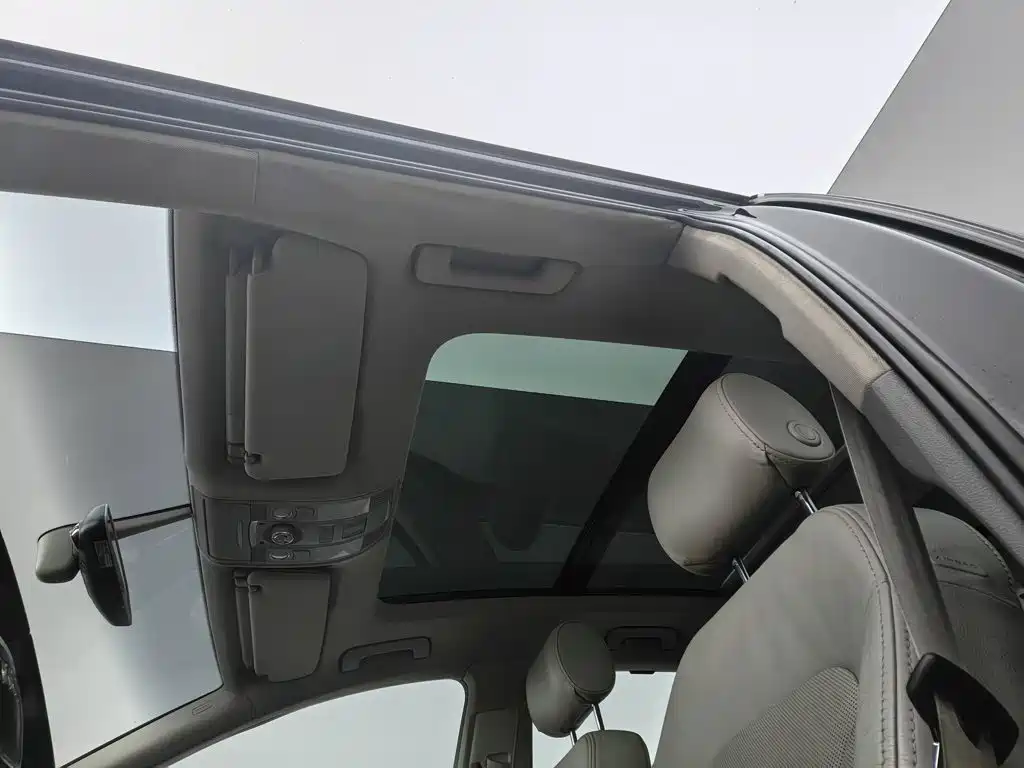 Audi Q7 — миниатюра 14