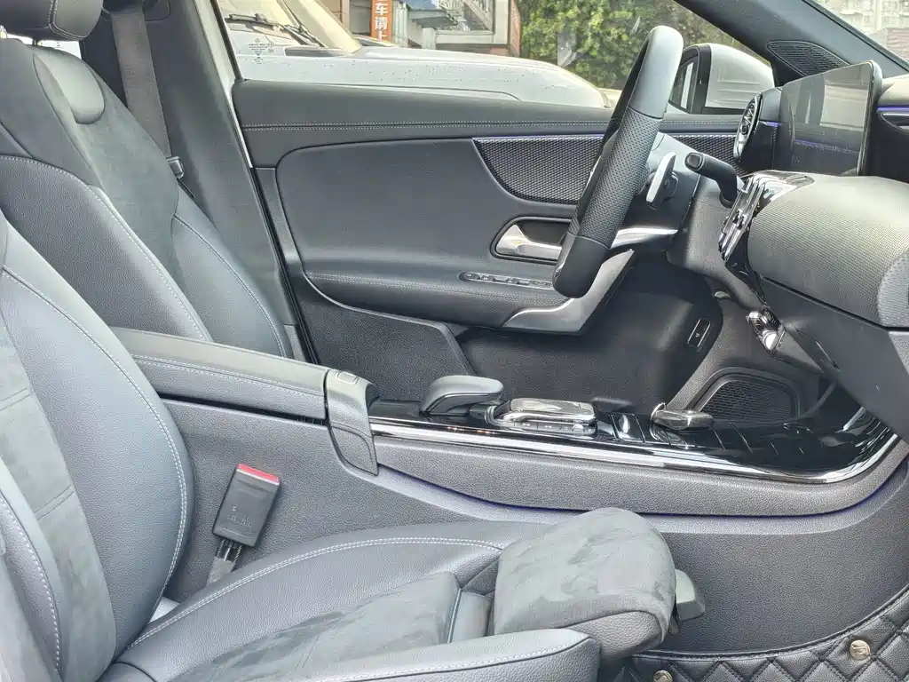 Mercedes-Benz A-Class — миниатюра 5
