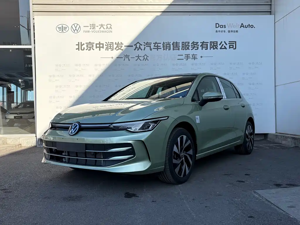 Volkswagen Golf 0